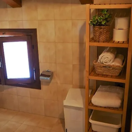 ベッド・アンド・ブレックファスト Ligont