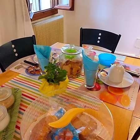 Ligont Bed & Breakfast 3*